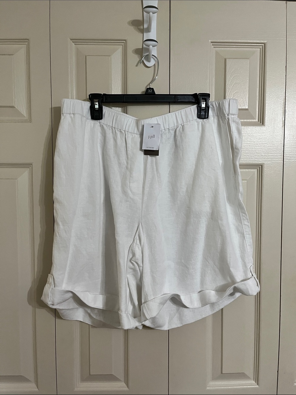 J. Jill White Linen-Blend Relaxed Shorts